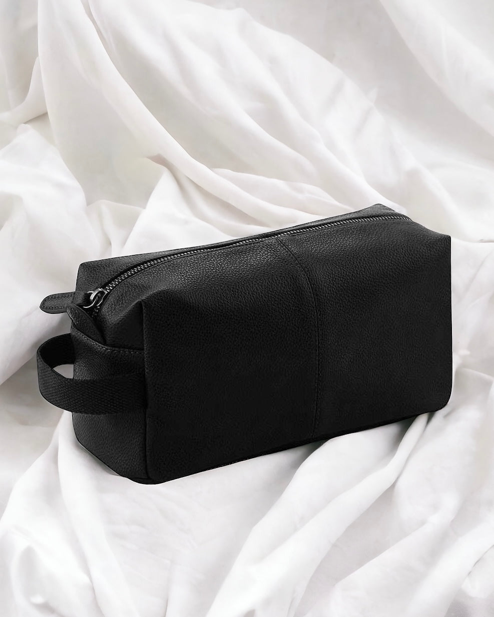 CLEARANCE - LEATHER LOOK WASH BAG
