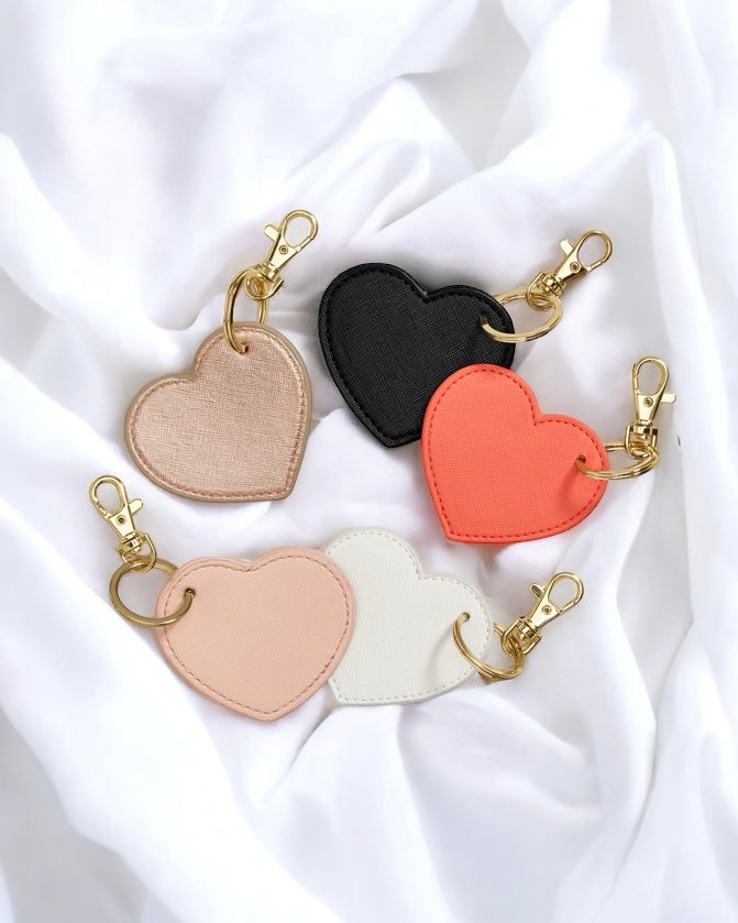 BOUTIQUE HEART KEY CLIP