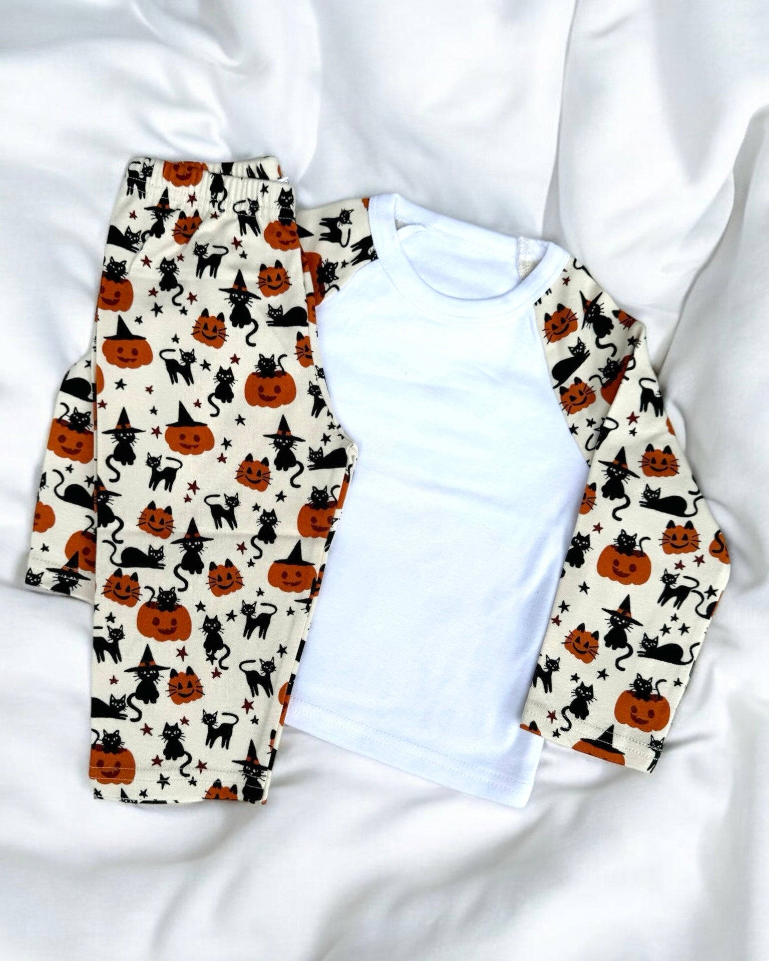 CAT & PUMPKIN PRINT PYJAMAS