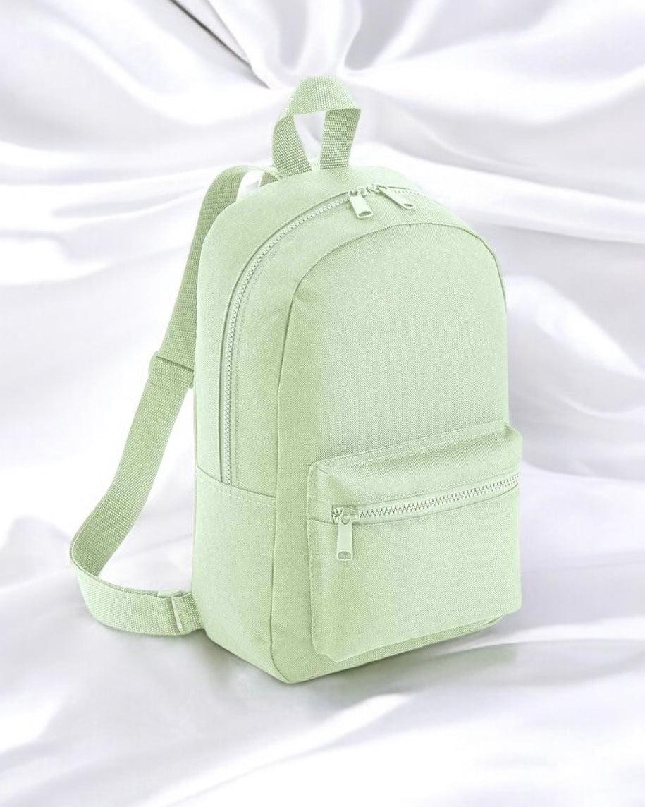 MINI ESSENTIALS BACKPACK 7L