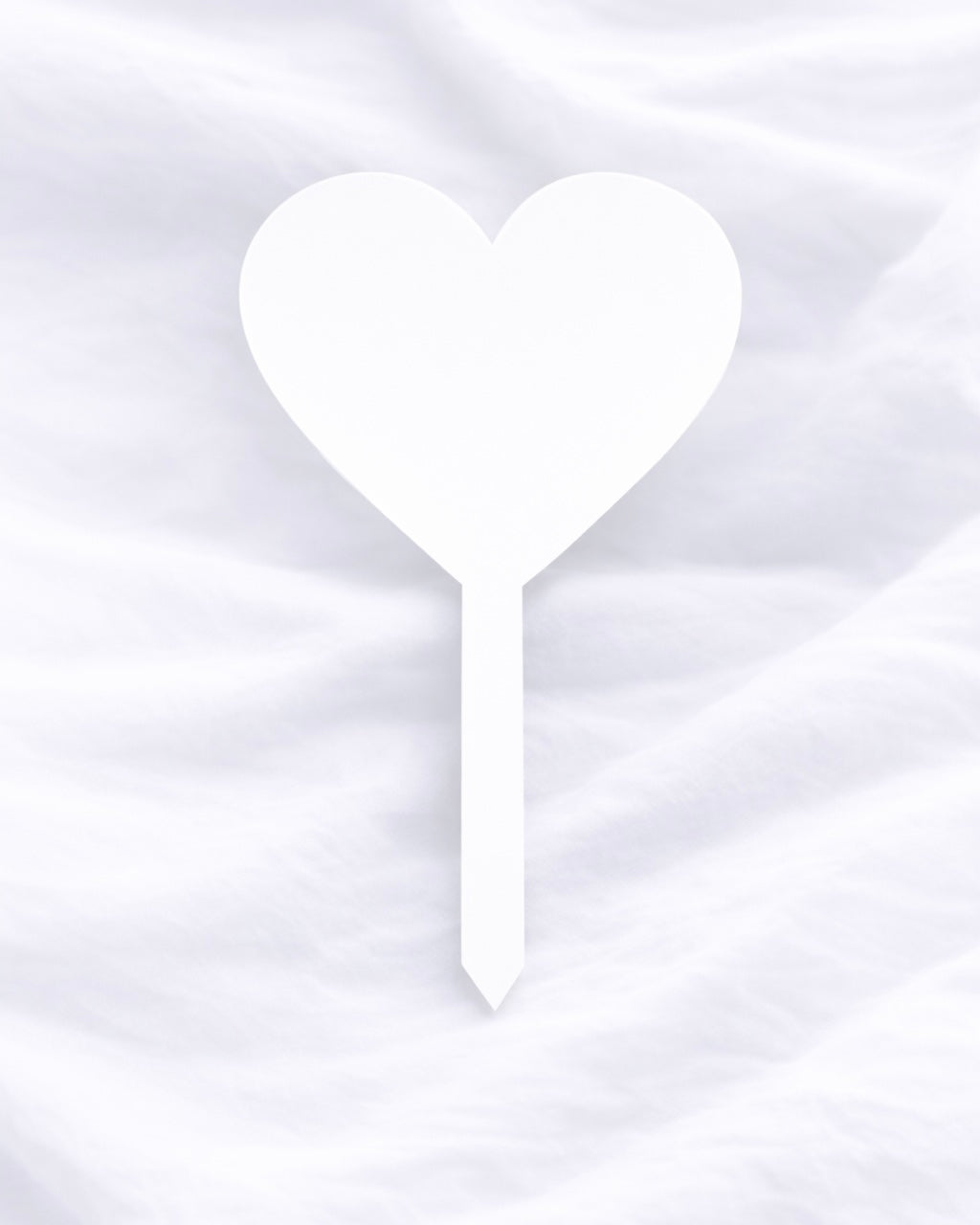 WHITE HEART SHAPED ACRYLIC GRAVE MARKER
