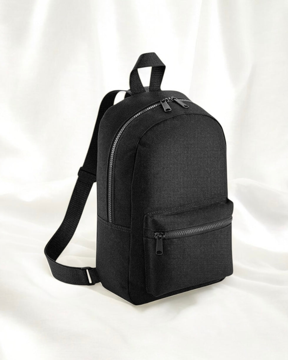 MINI ESSENTIALS BACKPACK 7L