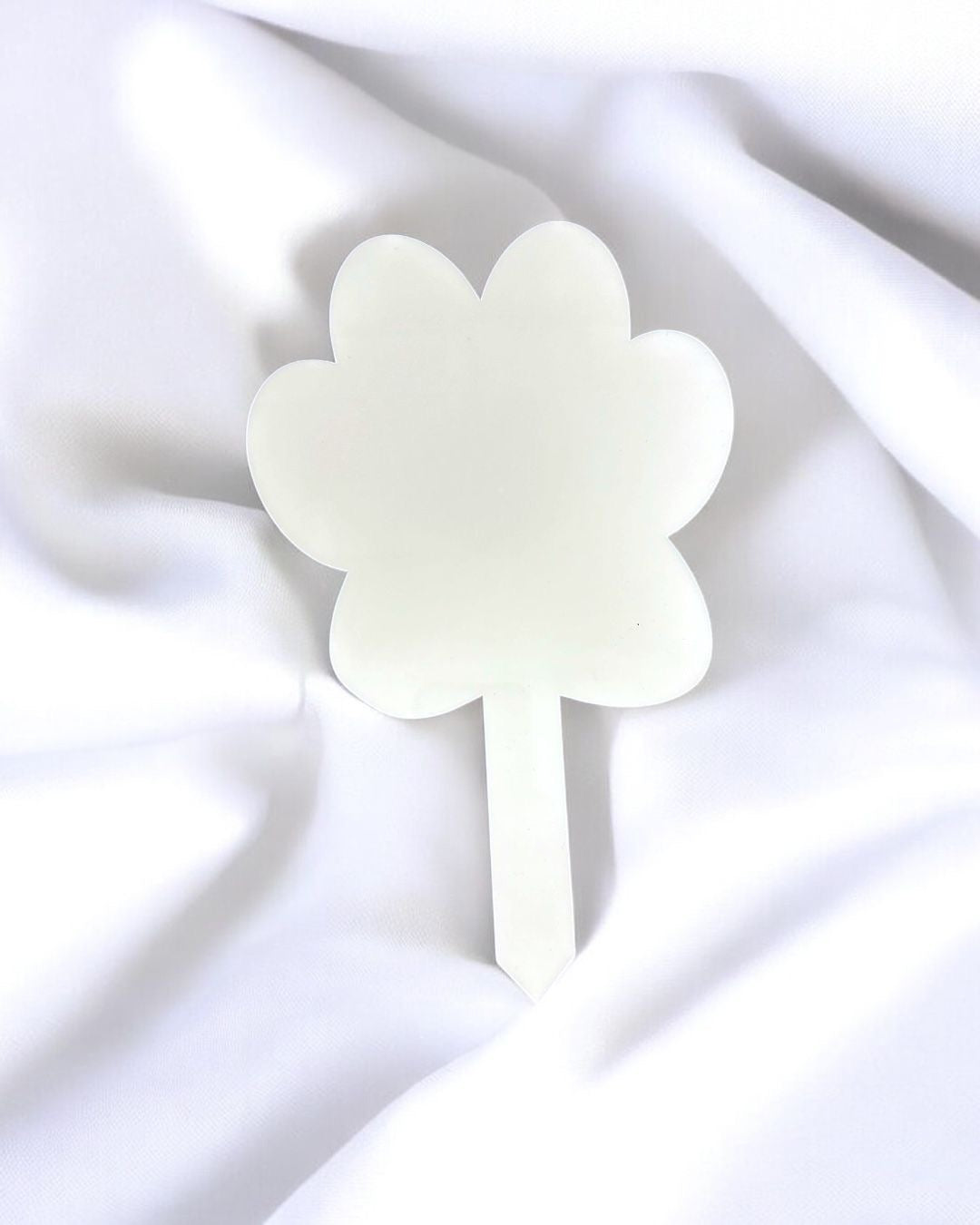WHITE PAW SHAPED ACRYLIC GRAVE MARKER