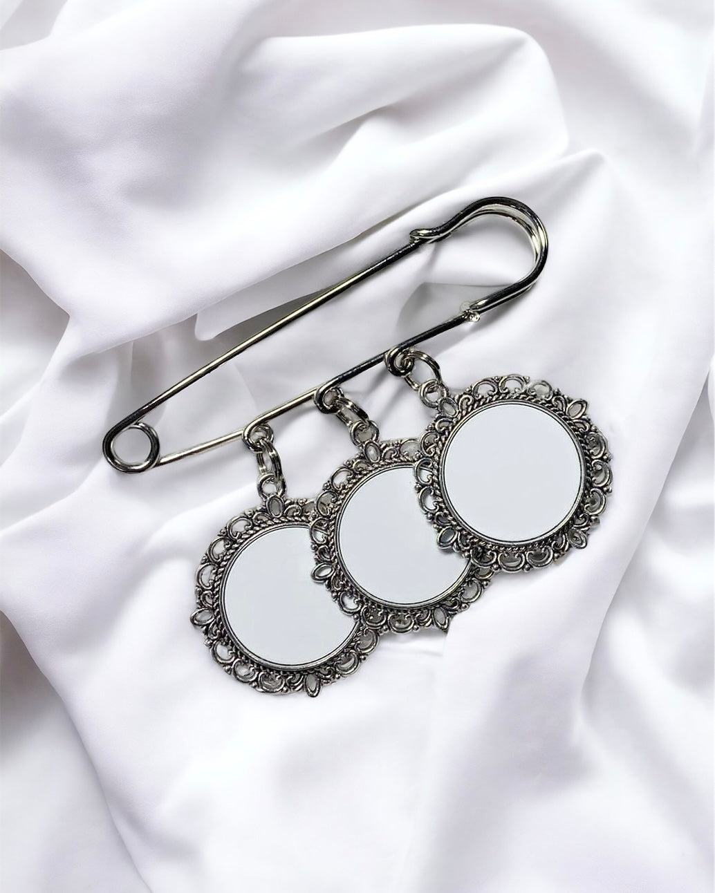 BOUQUET CHARM - 3 PENDANTS 20MM