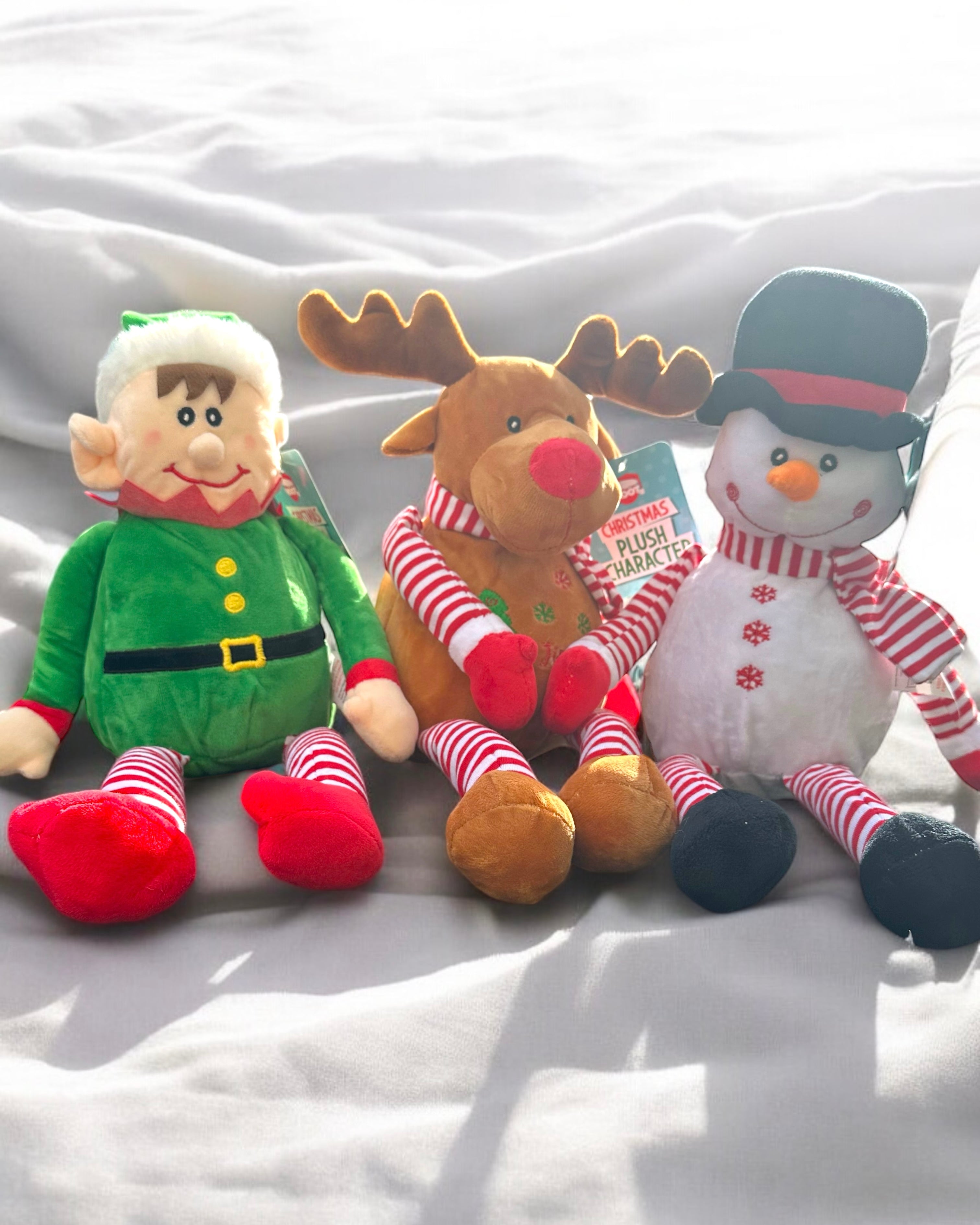 CHRISTMAS CHARACTER TEDDIES 42CM