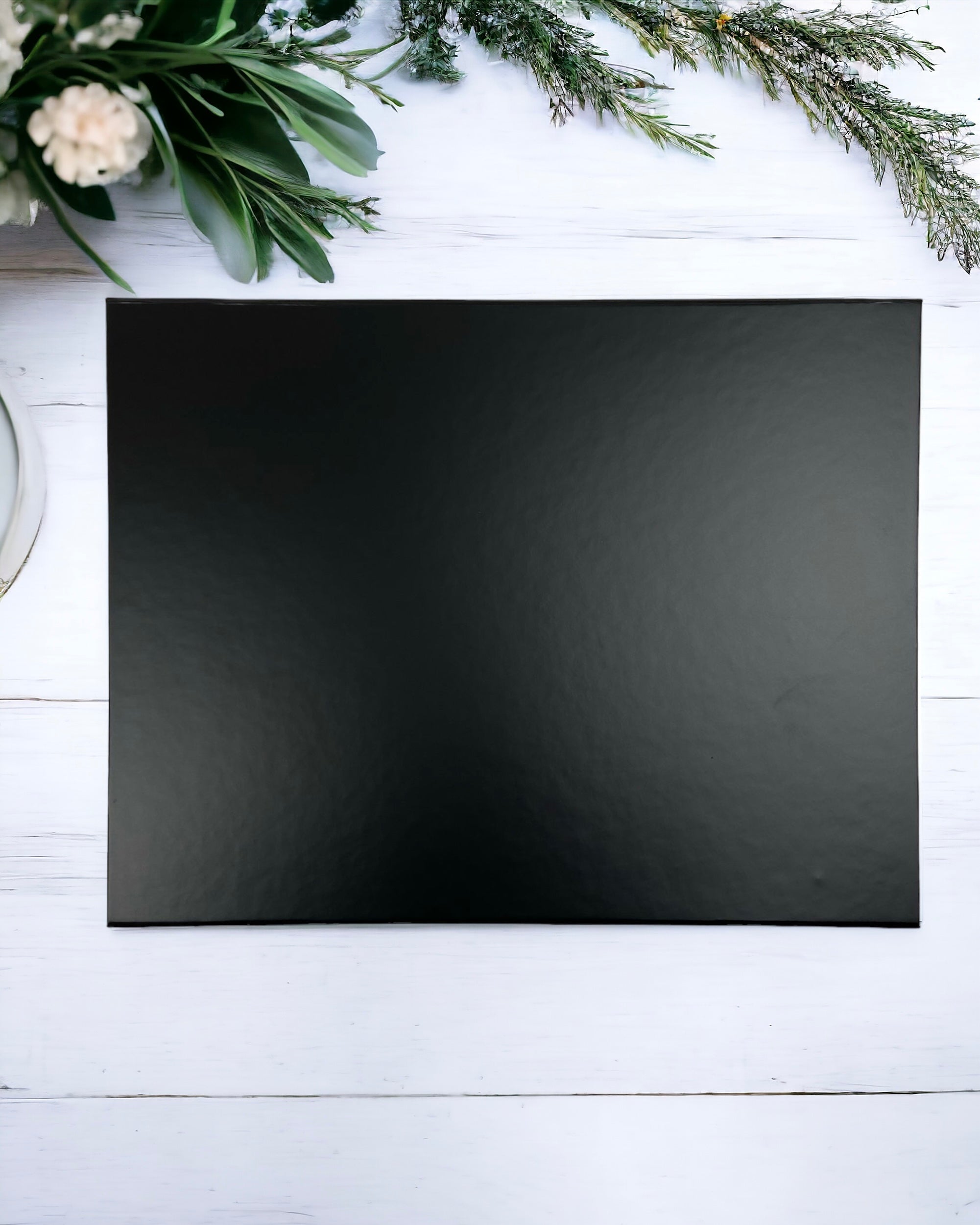 DEEP BLACK MAGNETIC GIFT BOX