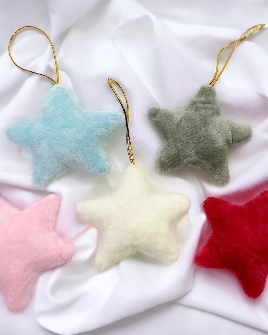VELVET HANGING STAR DECORATION