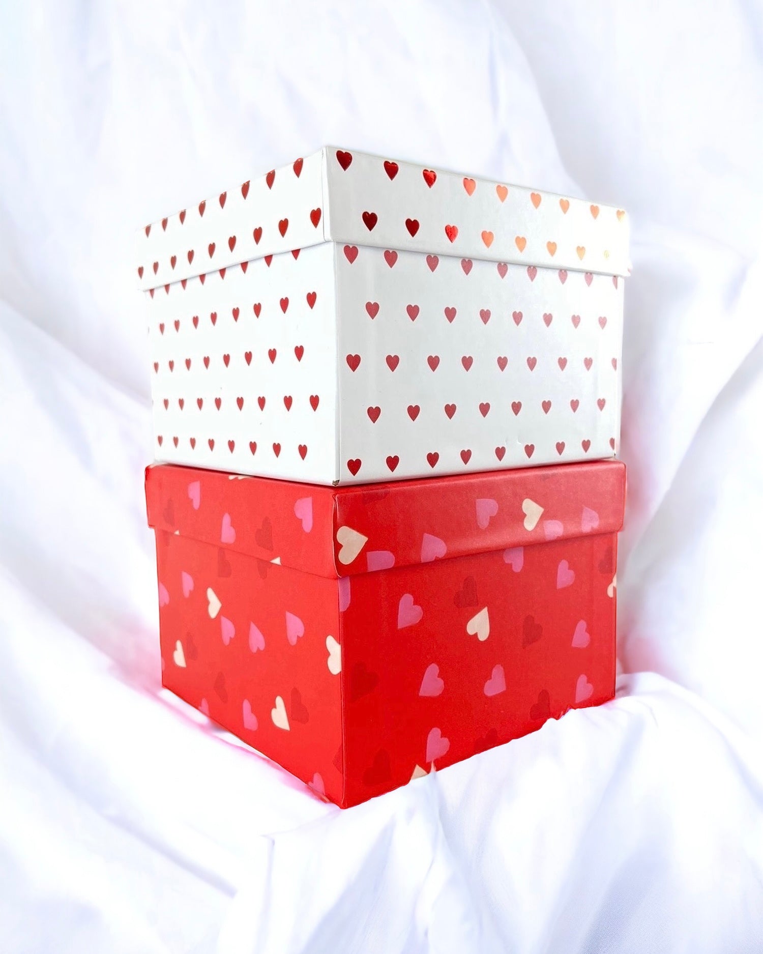 CLEARANCE - SQUARE FOILED GIFT BOX