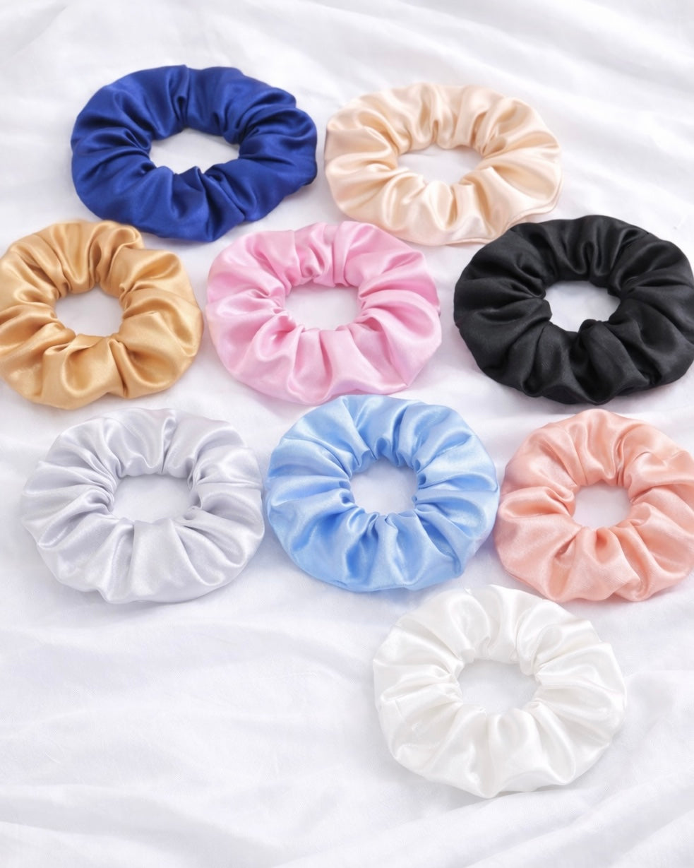 SILK SCRUNCHIE