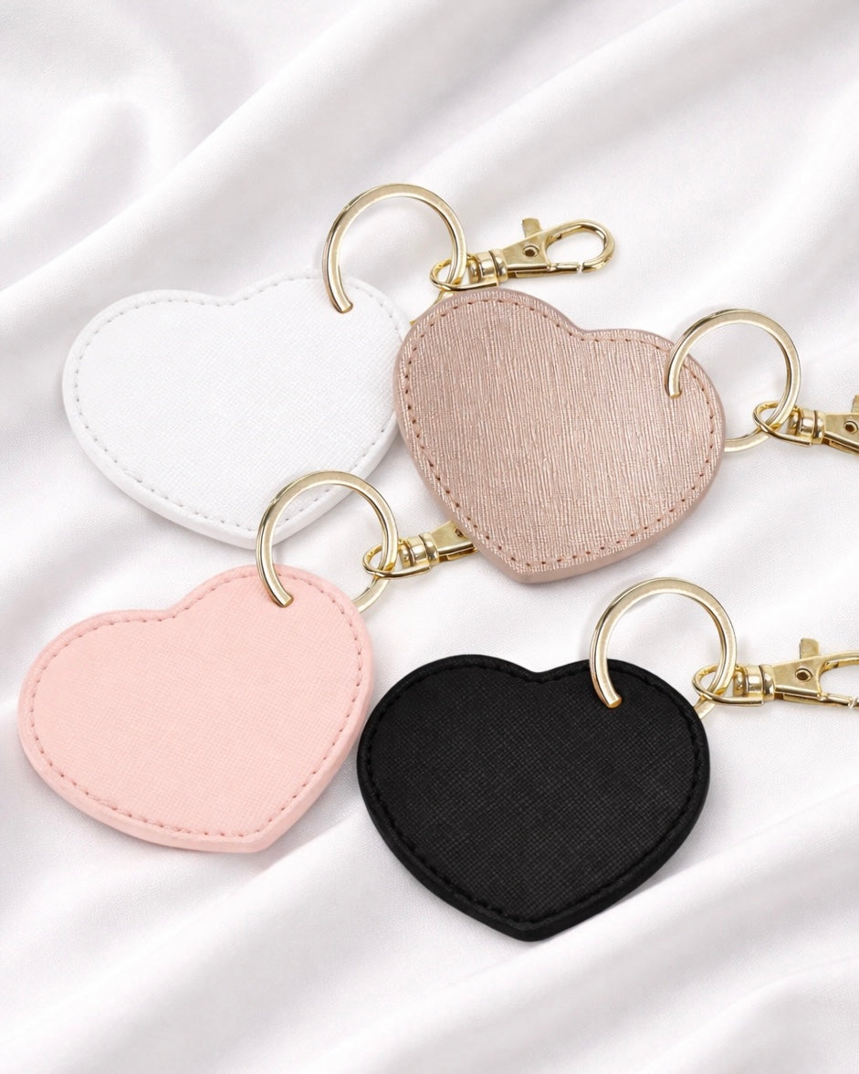 BOUTIQUE HEART KEY CLIP