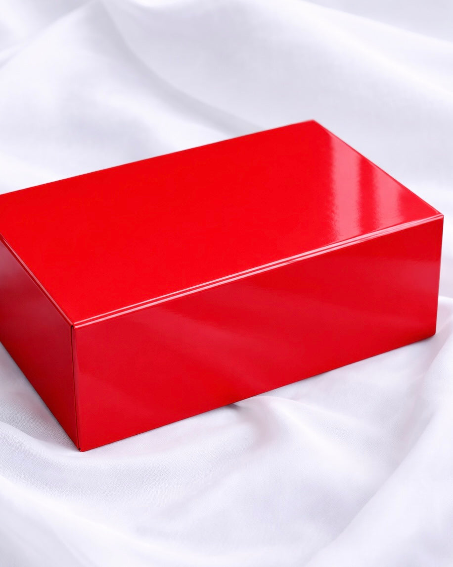 DEEP RED MAGNETIC GIFT BOX