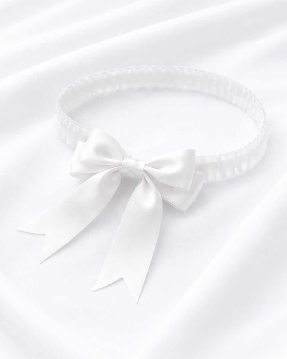 WHITE BOW GARTER