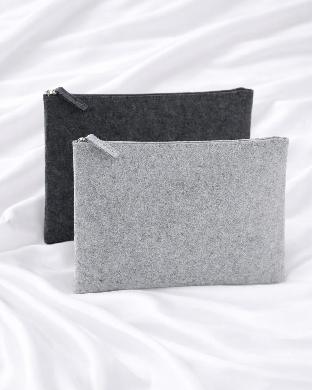 FELT ACCESSORY POUCH